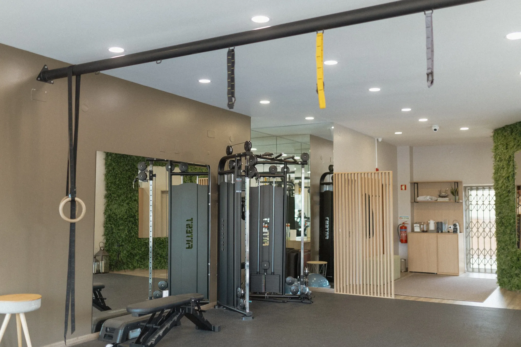 Interior do Wave Studio Fitness em Esmoriz